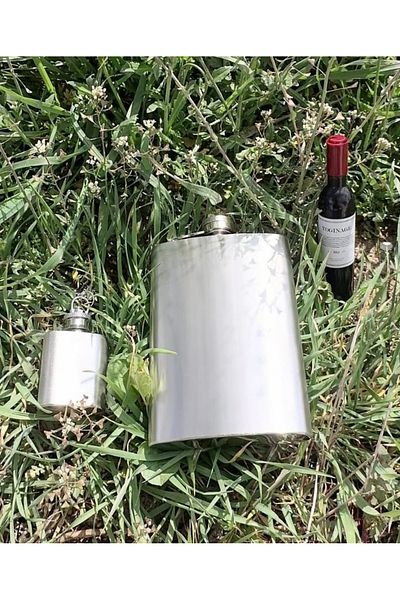 PİRAMİGO Camping Flask Set with Leather Case, 9 oz and Corkscrew