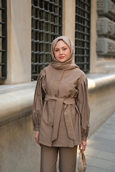 LOCCO Women's Two Piece Set - Pleated Belted Milk Brown