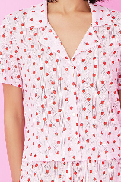 Siyah İnci ροζ φράουλα στάμπα Pointel ανοιχτό/διάτρητο πουκάμισο γιακά πλεκτό σορτς με κουμπιά