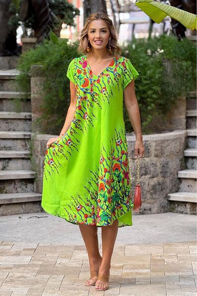 Nevin Kaya Moda Φόρεμα Afitap με μοτίβο τριαντάφυλλο με πράσινο σιντριβάνι
