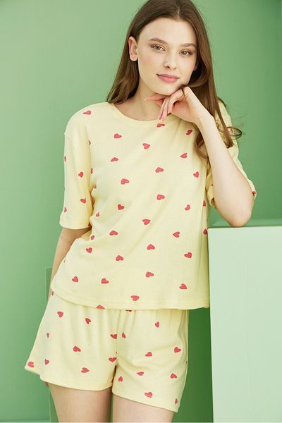 Siyah İnci Yellow Heart Printed Ribbed Camisole Knitted Shorts Set