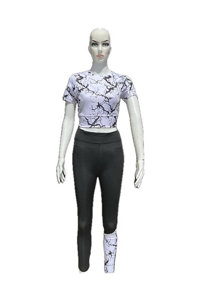 LOOKSOCKS Women's Red Athletes Crop Leggings Team Tikli Digital Printed