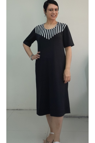 Mertcan Butik Rochie neagră din viscoză din bumbac pieptănat, cu mâneci scurte, cu decolteu scobit, cu dungi alb-negru