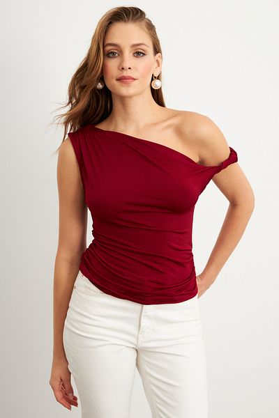 Cool & Sexy Bluză de damă Bordeaux cu mâneci asimetrice VA100