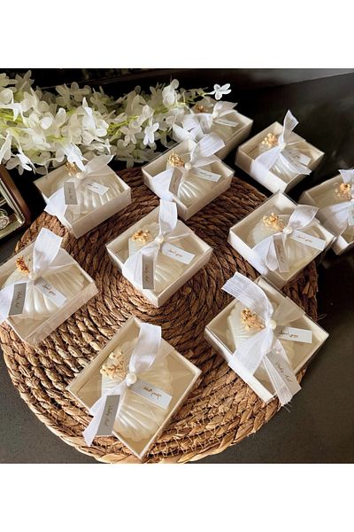 Larmina Decoration 30 Boxed Candle Gifts