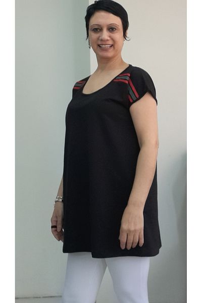 Mertcan Butik Black Hollow Neckline Front Shoulder Green Red Black Stripe Detail Off Shoulder Combed Viscose T-Shirt