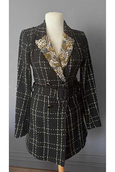 Kübra Tekin Siyah Boncuk İşlemeli Tasarım Tüvit Ceket