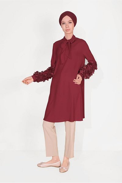 Alvina Three-Dimensed Flower Detailed Bowl Collar Tunic 40479