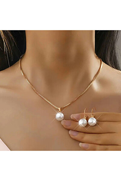 Choice طقم مجوهرات H688-GO من 4 قطع مرصعة بأحجار الراين، بما في ذلك قلادة وأق...