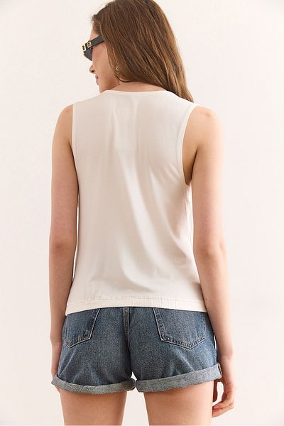 Olalook Women's Ecru Roba Low-Cut Waist Banded Flowy Viscose Blouse Blz-19002933
