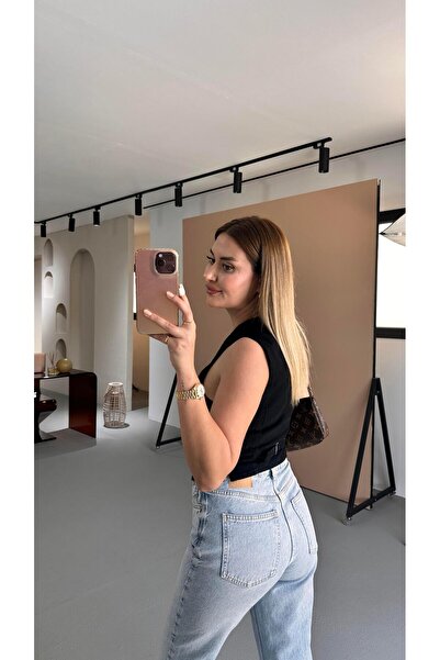 Sezgi Tekin Μαύρο τζιν γιλέκο - Λεπτομέρειες ζώνης μέσης