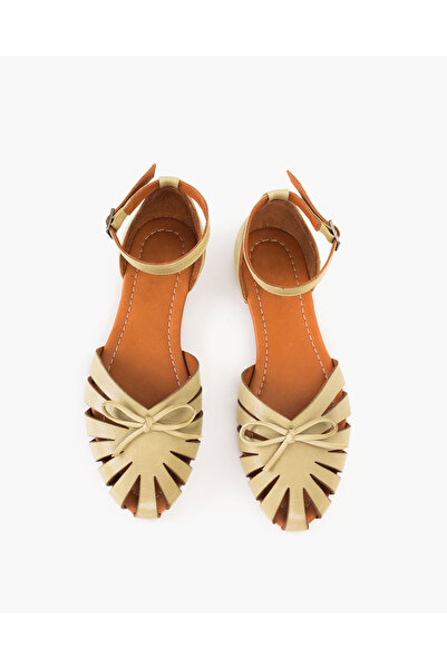 CUCA Casual Women's Sandals - Genuine Leather, Buckle and Bow Detail