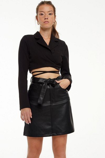 its basic Women's Black Color Faux Leather Velvet Coated High Waist Skirt