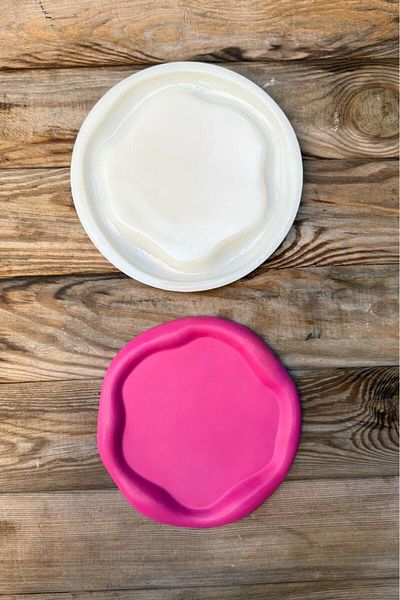 RufusConcept Circular Wavy Edge Silicone Tray Mold