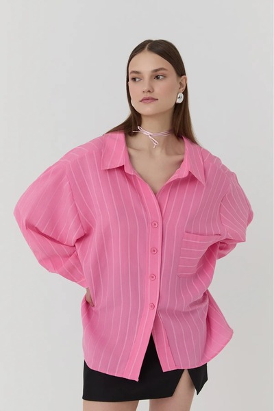 bcstylshfashion İnce Çizgi Detaylı Gömlek