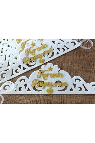 bir parça tasarım Keçe kur'an tacı 15 li beyaz üzeri gold yazı