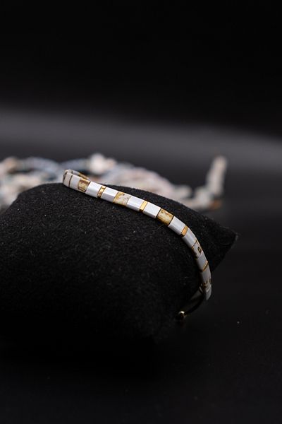 Serenite Miyuki White Bracelet