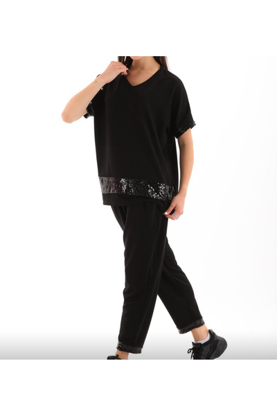 PHUTİ COLLECTION بدلة علوية وسفلية بتفاصيل ترتر من PUL