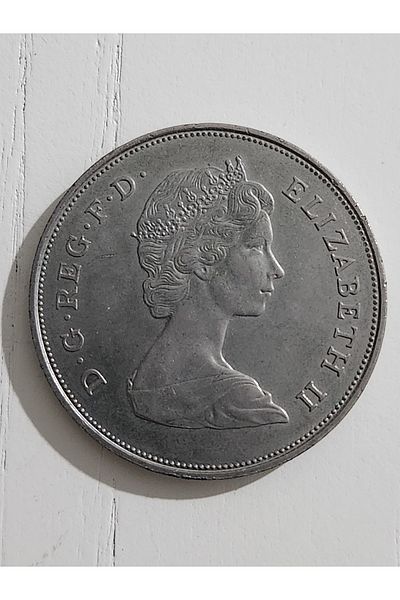 Edi Antik Elizabeth Queen 1981 Medal Diana Lady