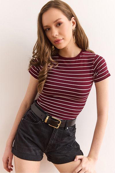 Olalook Tricou de damă din bumbac cu dungi cu gât roșu Claret TSH-19000888