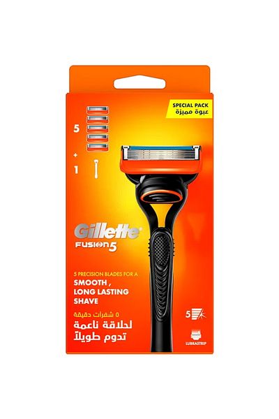 Gillette Fusion 5 Shaver + 5 Spare Razor Blades