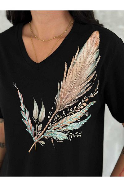 Laderra Feather Pens Pattern V-Neck T-Shirt