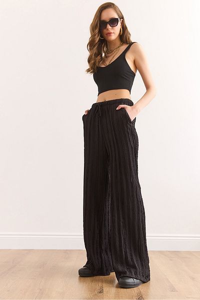 Olalook Women's Black Textured Elastic Waist Pocket Draped Pants Pnt-19000333