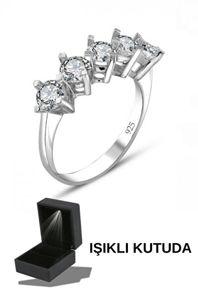 CARAT STONE Işıklı Kutuda Gerçek Gümüşten Kadın Beştaş Yüzük
