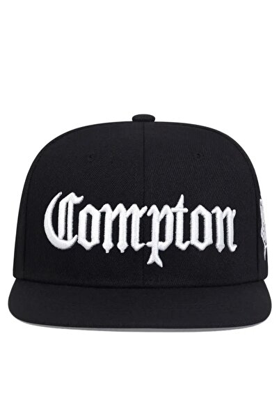 CosmoOutlet Compton Μπροστινό και Πλαϊνό Κέντημα Πίσω Ρυθμιζόμενο Βαμβακερό Μαύρο Καπέλο Hip Hop