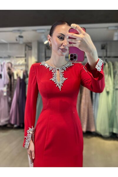 Hanımefendi Giyim Taş Detaylı Uzun Kol Abiye Elbise | Zarafetin Şıklıkla Buluşması