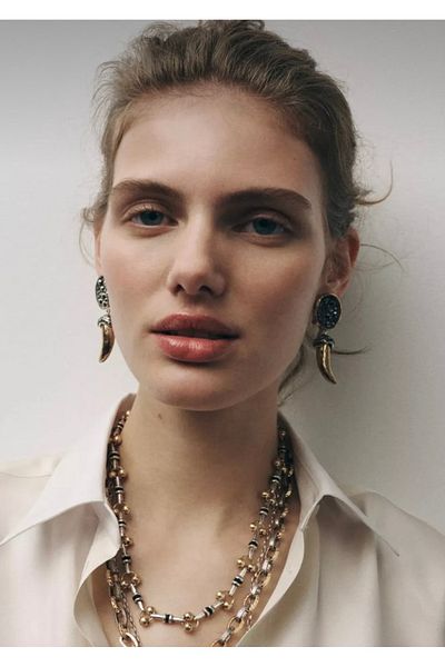 Aka Horn Brand Model Stone Earrings