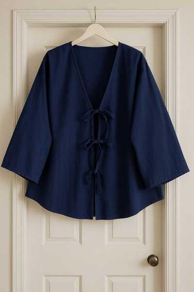 Giyim Gezegeni Темно-синя жіноча туніка-кімоно оверсайз з 2 зав'язками спереду стильного та зручного дизайну