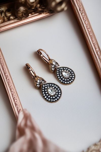 FAYRA ACCESSORIES Zircon Stone Water Drop Earrings
