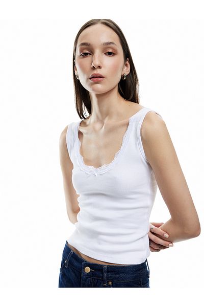 Koton Lace Detailed Bow U-Neck Sleeveless Slim Fit Blouse