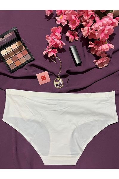 bunq White Laser Cut Seamless Non-Marking Ghost Underwear