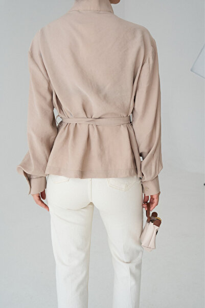 LOOSH Kadın Bej Dik Yaka Kuşaklı Ceket Gömlek