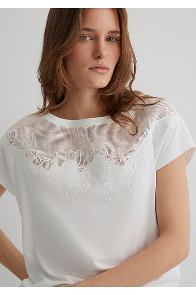 Mavi Weißes T-Shirt mit Spitzendetail, reguläre Passform 1612305 -70057