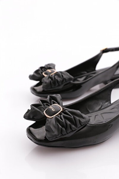 DGN 3884 Kadin Fiyonk Detayli Babet