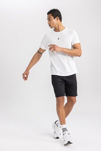 DeFacto Siyah Fit Slim Fit Dar Kesim Fermuar Cepli Çabuk Kuruyan Sporcu Şort V3030az24sp