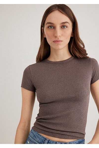 Mavi Braunes Basic-T-Shirt mit tailliertem Schnitt 1613081 -88533