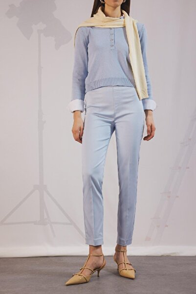 DeFacto Sigaret Saten Kumaş Pantolon Normal Bel Basic Düz Beli Lastikli Düz Paça J8743az25sm