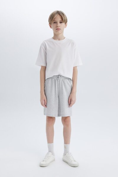 DeFacto Erkek Çocuk Esnek Belli Cepli Pike Şort B5866a825sm