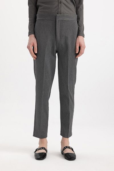 DeFacto Classic Chino Pants Normal Waist Basic Straight Pocket Ankle Length C1429Ax24Sp