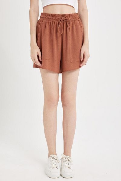 DeFacto Viskózové mačkané šortky - Regular Fit, Straight Leg A3532AX24HS