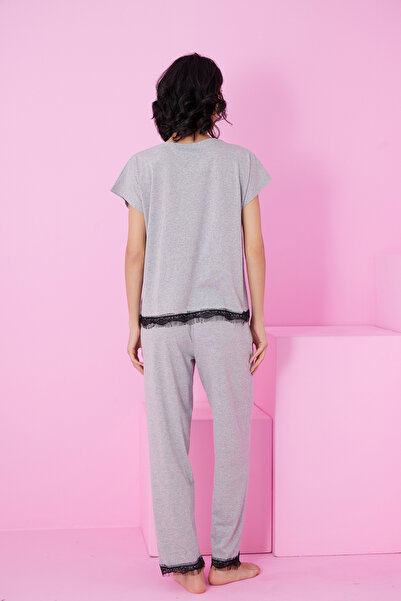 Siyah İnci Gray Lace Detailed Crew Neck Knitted Pajama Set