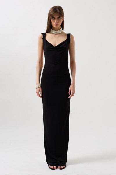 Black Fashion Back Low-Cut Maxi Black Dress