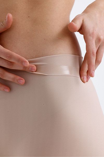 Magic Form Normal Waist Silicone Shorts Panties