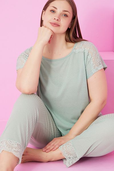 Siyah İnci Green Soft Touch Thin Seasonal Oversize Large Size Lace Detailed Knitted Pajama Suit7867