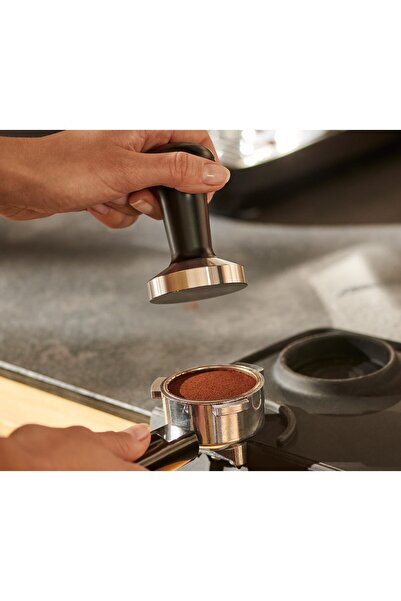 Tchibo Tamper, Siyah