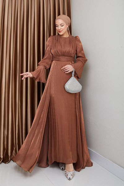Olcay Yoryo Seiden-Hijab-Abendkleid mit Cape-Rock TABA 1235
